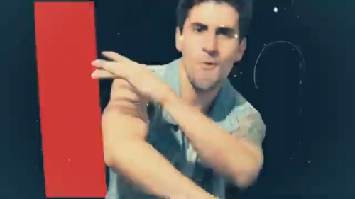 Yeik-Lawson-Rodriguez-Costa-Ricas-Call-Center-Rap-Breakdancing-commerical-5.png